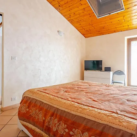 Secret Zen House In The Center W Free Parking And 24hours Automatic Check-in - With Netflix & Disneyplus And Air Conditioning * Casale Monferrato