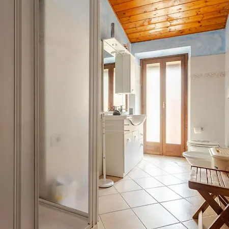 Secret Zen House In The Center W Free Parking And 24hours Automatic Check-in - With Netflix & Disneyplus And Air Conditioning * Casale Monferrato